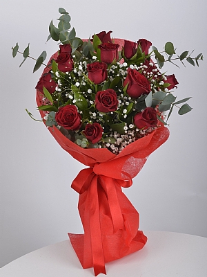 15 K�rm�z� G�l Buketi